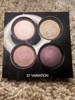 Chanel 37 Variation Shimmer Eyeshadow Quad - Pink, Champagne, Mauve, Plum